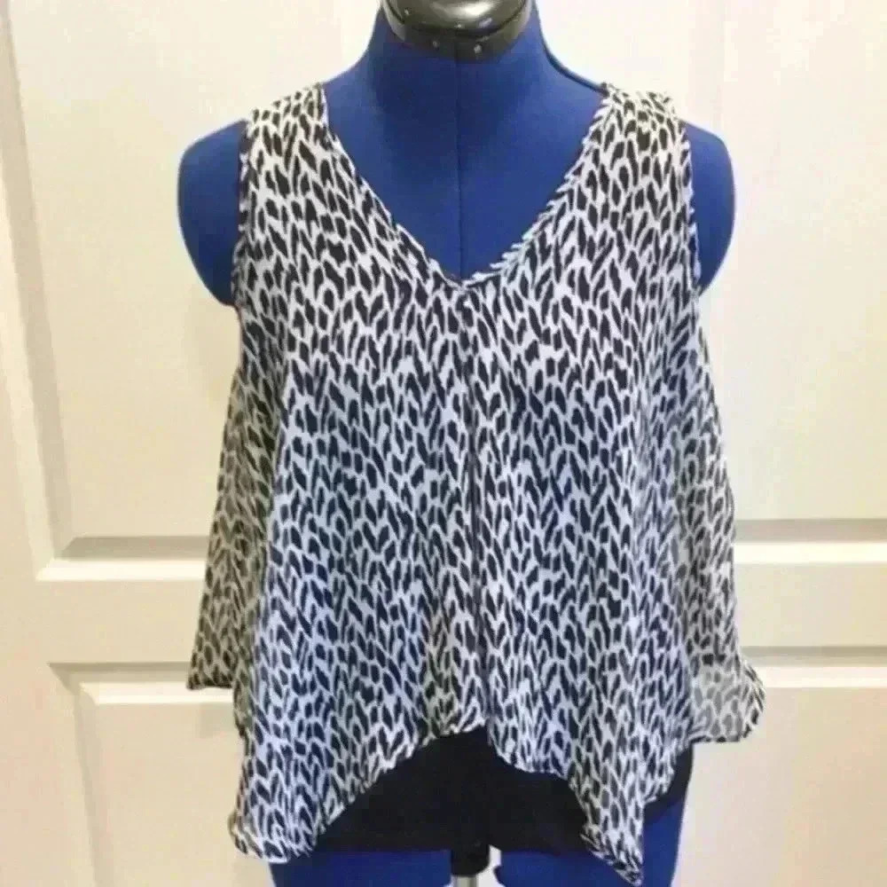 LAYERED iZ Byer peekaboo tank in black and…